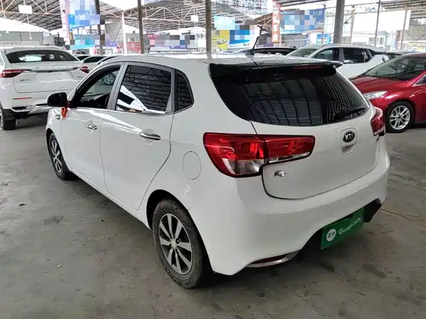 Kia K2 2015