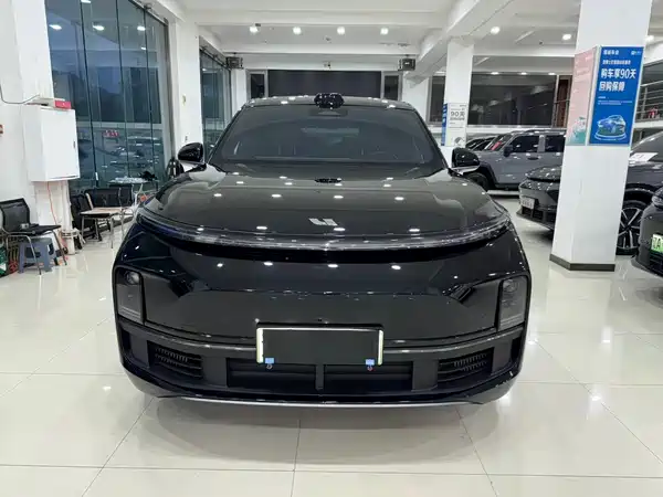 Li Auto L7 2025