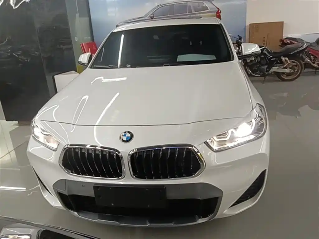 BMW X2 2021 — фото 3