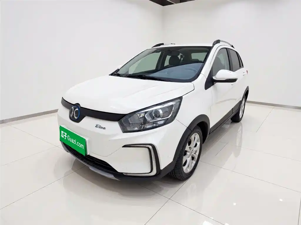 BAIC New Energy EC5 2021 — фото 2