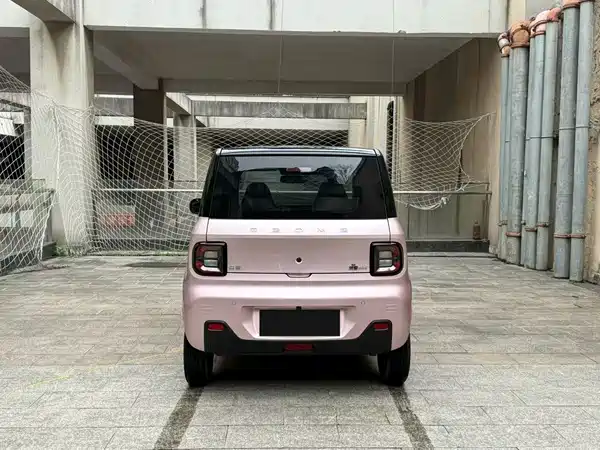 Geely Galaxy Panda 2023