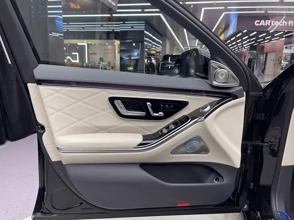 Mercedes-Benz Maybach S-Class 2022 — фото 16