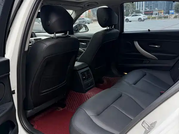 BMW 3 Series 2015