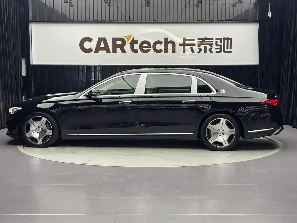 Mercedes-Benz Maybach S-Class 2022 — фото 12