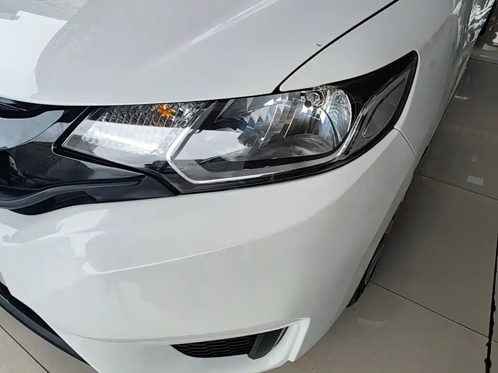 Honda Fit 2016 — фото 24