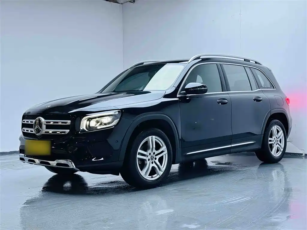 Mercedes-Benz GLB 2022 — фото 1