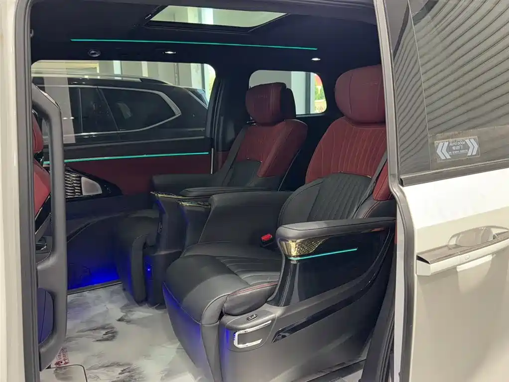 GAC Motor Trumpchi M8 2024 — фото 16