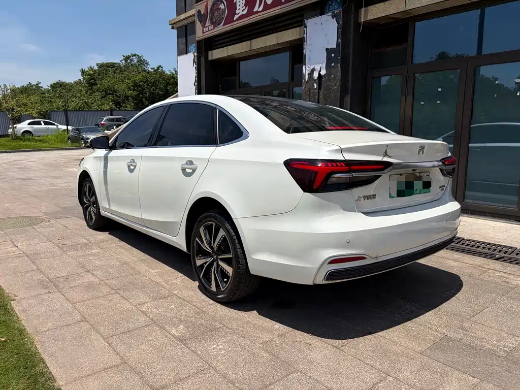 Roewe Feifan ER6 2022 — фото 13