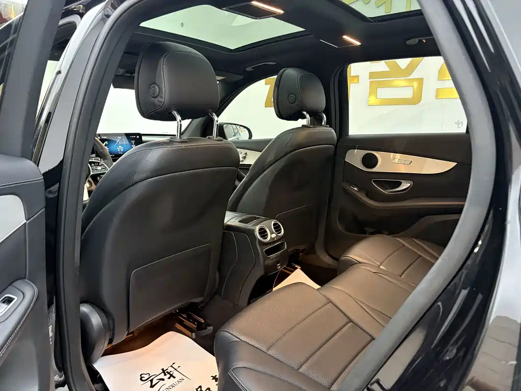 Mercedes-Benz GLC 2022 — фото 16