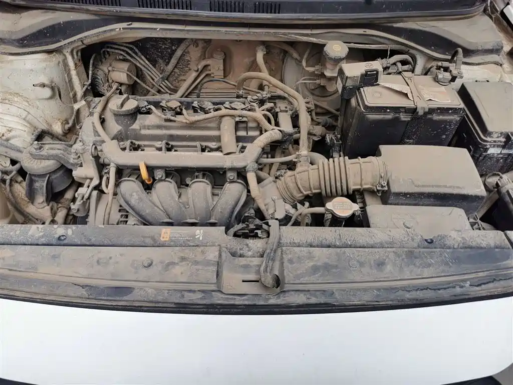 Hyundai Verna 2017 — фото 11