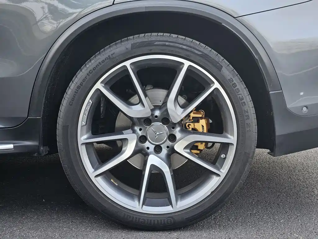 Mercedes-Benz GLC AMG 2018 — фото 20