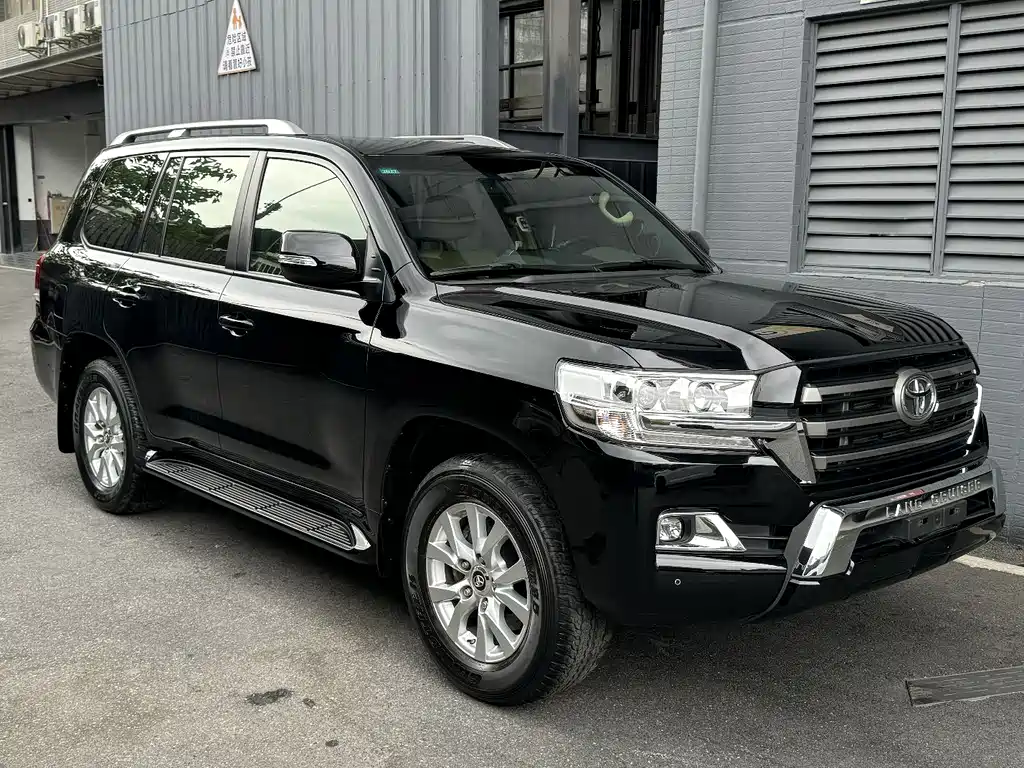Toyota Land Cruiser 2019 — фото 7