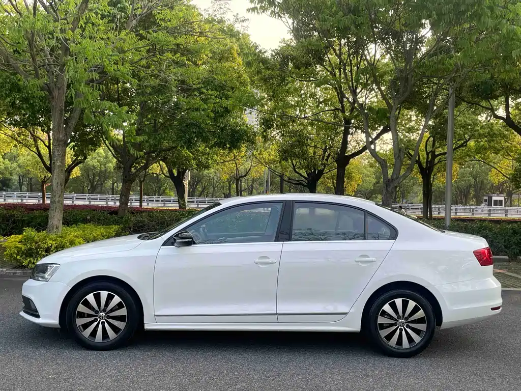 Volkswagen Sagitar 2018 — фото 10