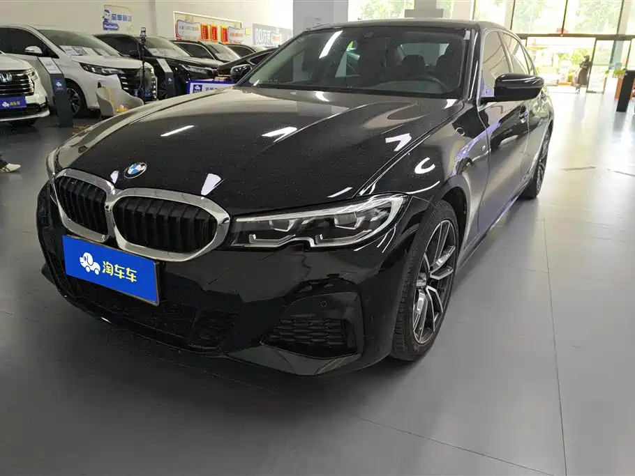 BMW 3 Series 2020 — фото 1