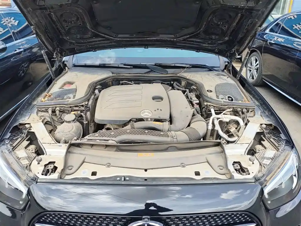 Mercedes-Benz E-Class 2022 — фото 20
