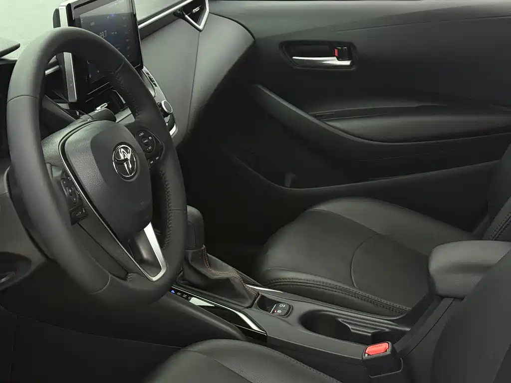 Toyota Corolla 2022 — фото 11