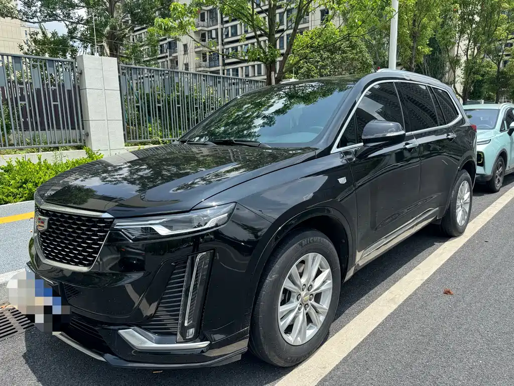 Cadillac XT6 2021 — фото 1
