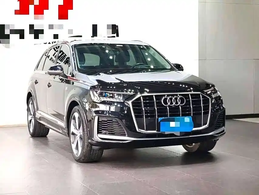Audi Q7 2020 — фото 3