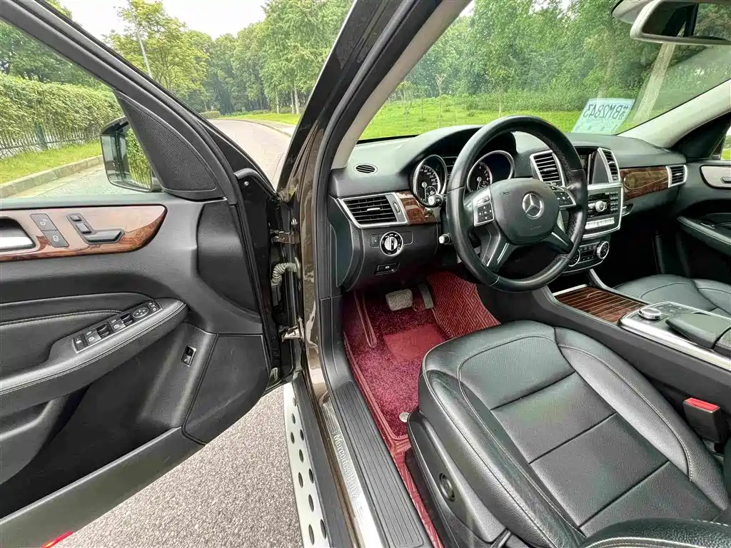 Mercedes-Benz M-Class 2014 — фото 10
