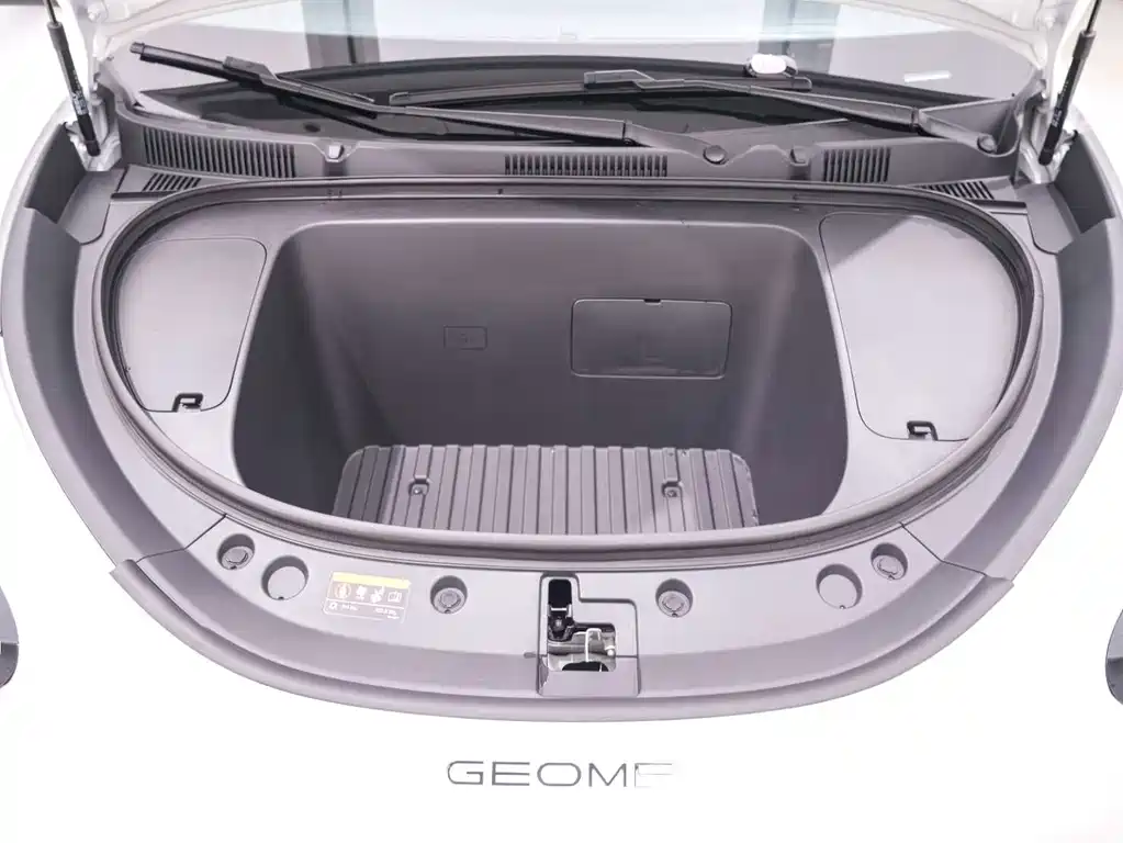 Geely Galaxy Starwish 2025 — фото 19