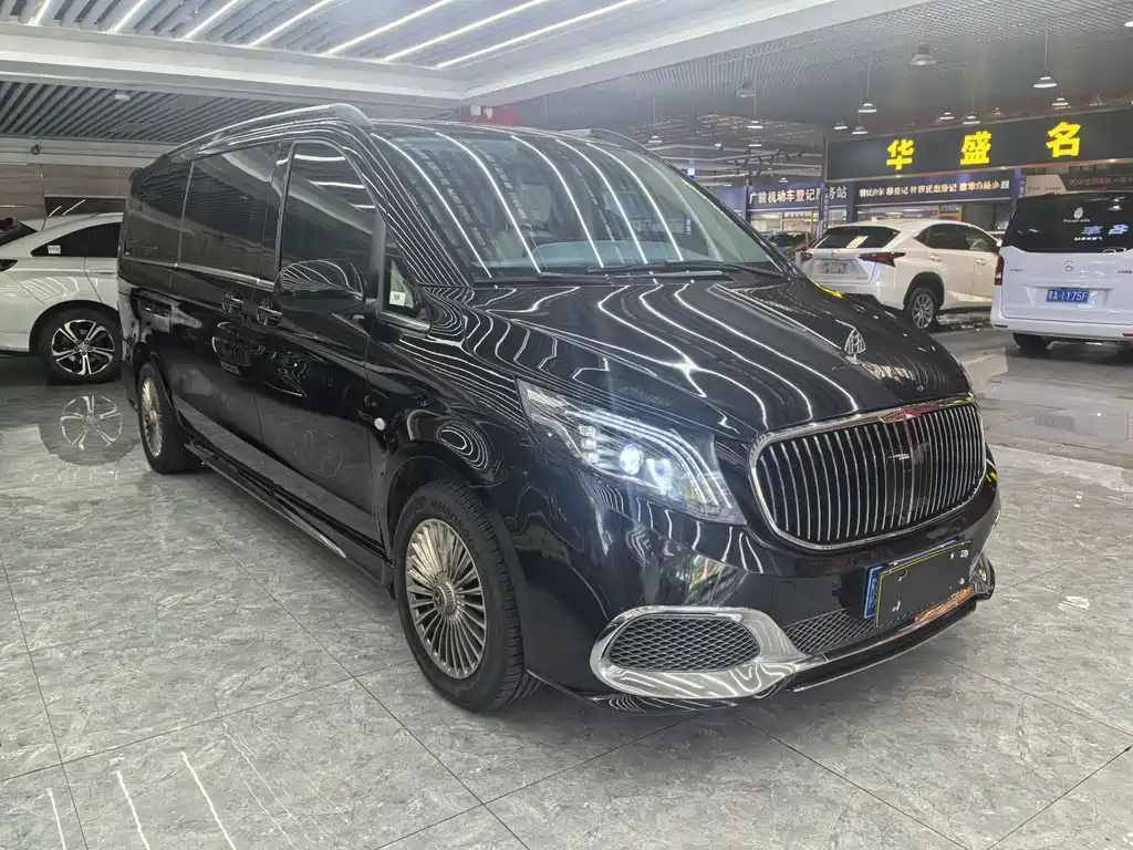 Mercedes-Benz Vito 2023 — фото 4