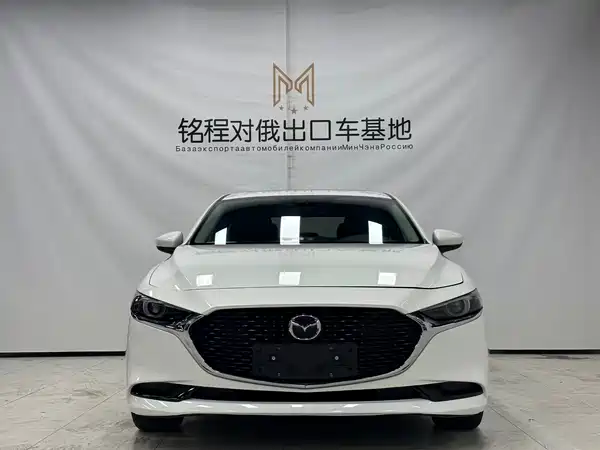 Mazda 3 Axela 2022