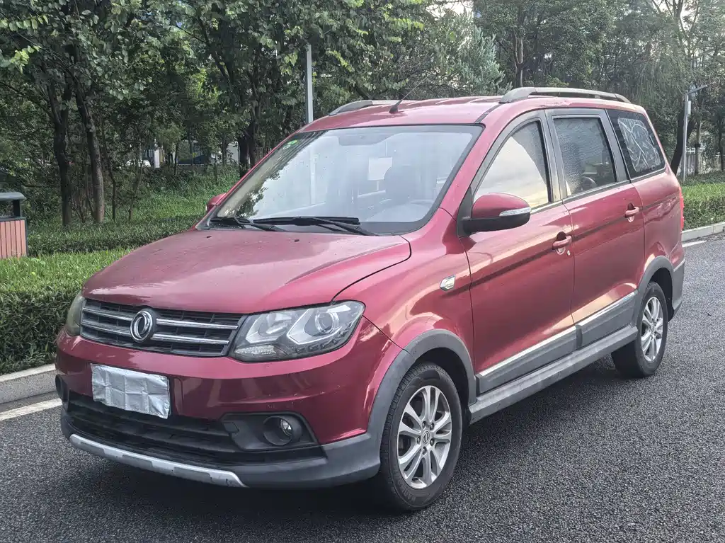 Dongfeng Fengguang 360 2015