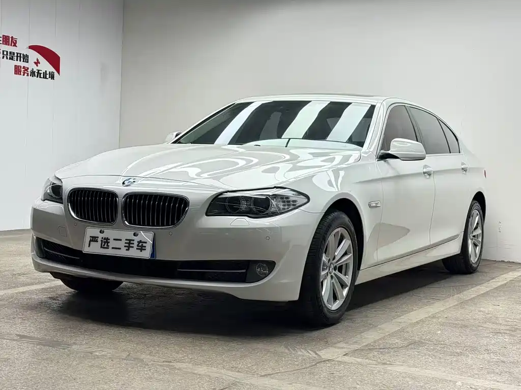 BMW 5 Series 2013 — фото 1