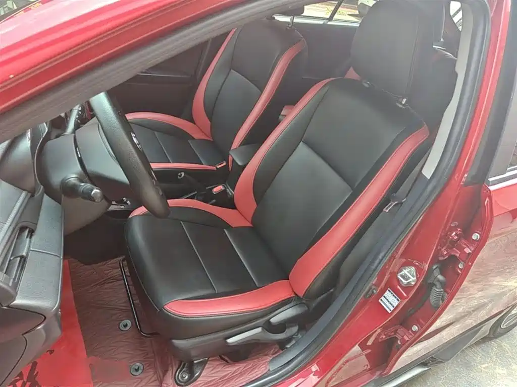 Toyota Yaris L 2020 — фото 15