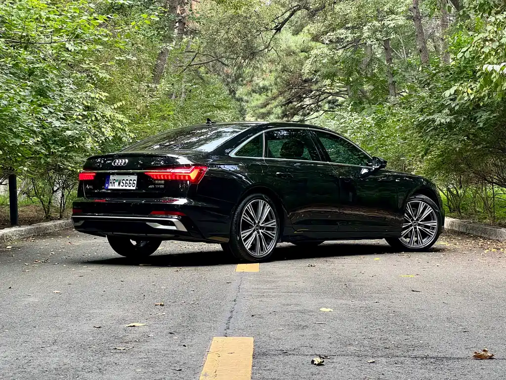 Audi A6L 2024 — фото 12