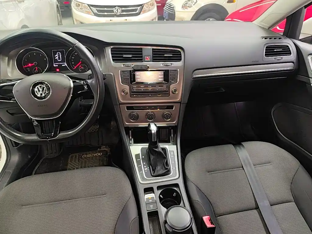 Volkswagen Golf 2015 — фото 14