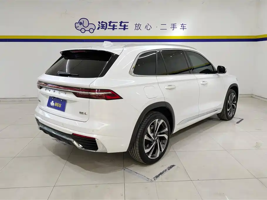Geely Xingyue L 2024 — фото 3