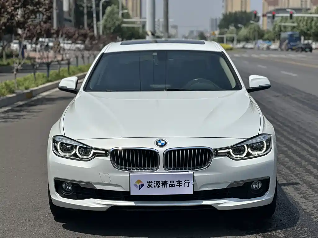 BMW 3 Series 2019 — фото 2