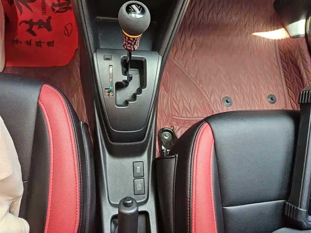 Toyota Yaris L 2020 — фото 14