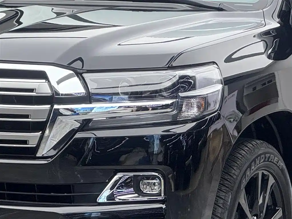 Toyota Land Cruiser 2020 — фото 3