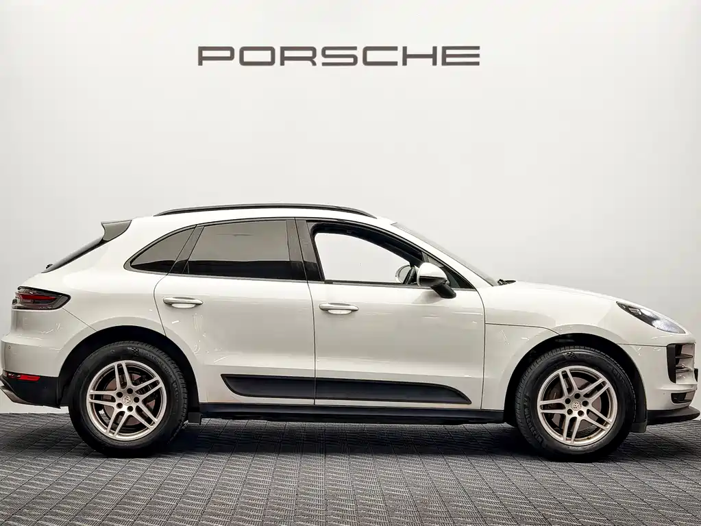 Porsche Macan 2020 — фото 7