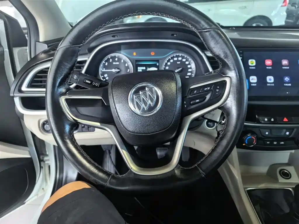 Buick Excelle 2019 — фото 11