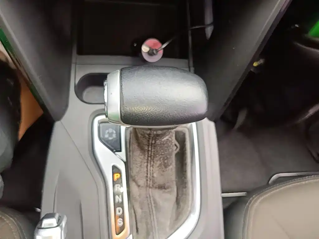 GAC Motor Trumpchi GS4 2015 — фото 14