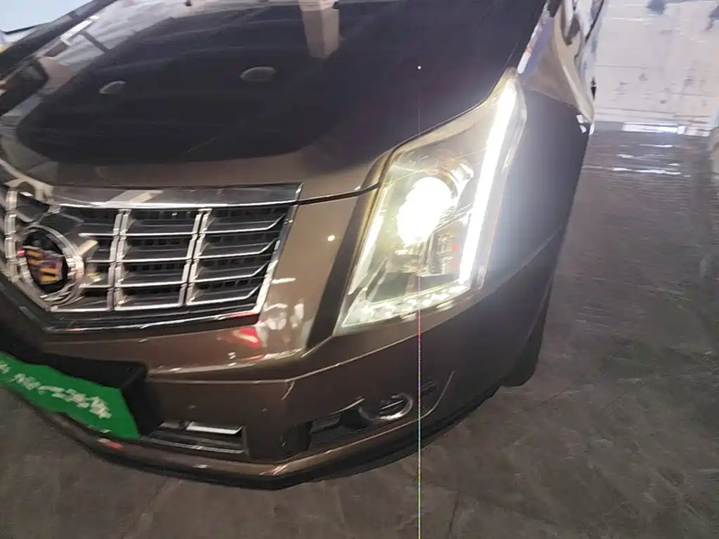 Cadillac SRX 2016 — фото 24