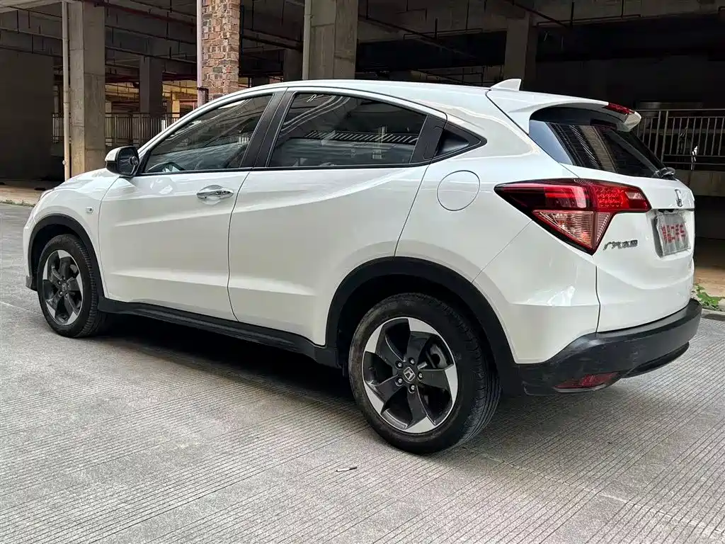 Honda Vezel 2018 — фото 4