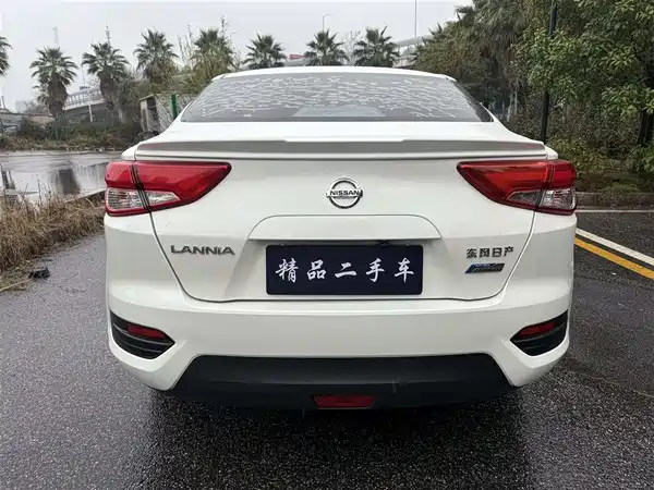 Nissan Bluebird 2017