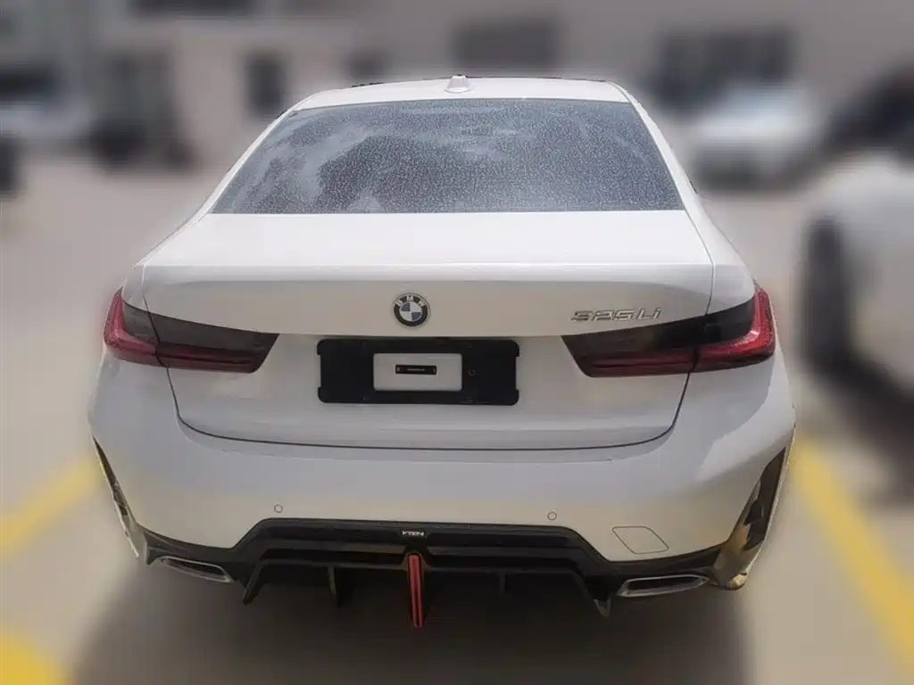 BMW 3 Series 2023 — фото 10
