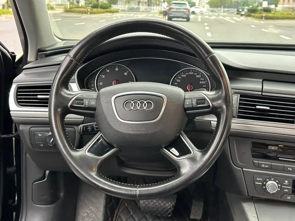 Audi A6L 2017 — фото 11