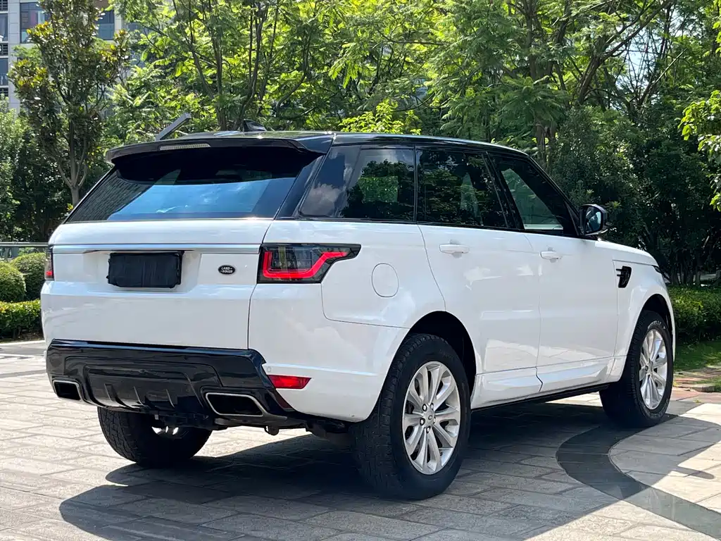 Land Rover Range Rover Sport 2018 — фото 8