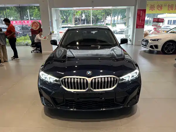 BMW 3 Series 2023