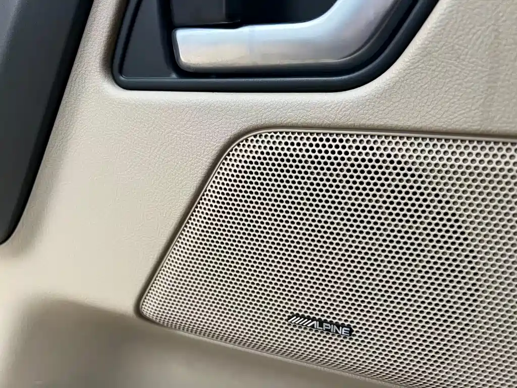 Land Rover Freelander 2 2010 — фото 16