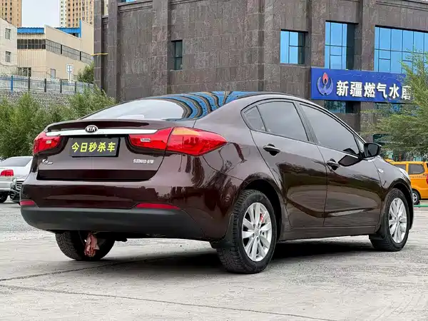 Kia K3 2013