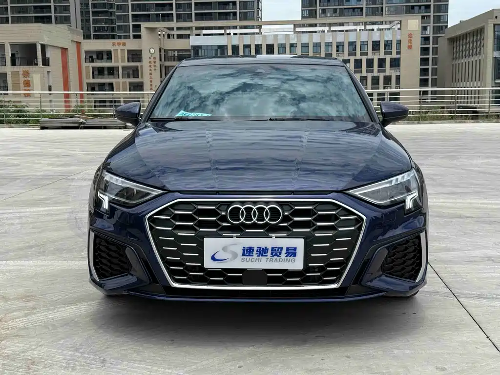 Audi A3 2023 — фото 2