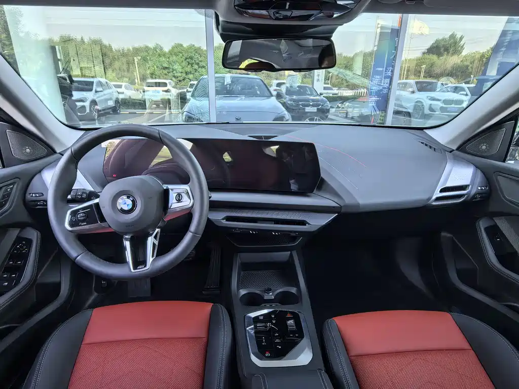 BMW 2 Series 2025 — фото 16