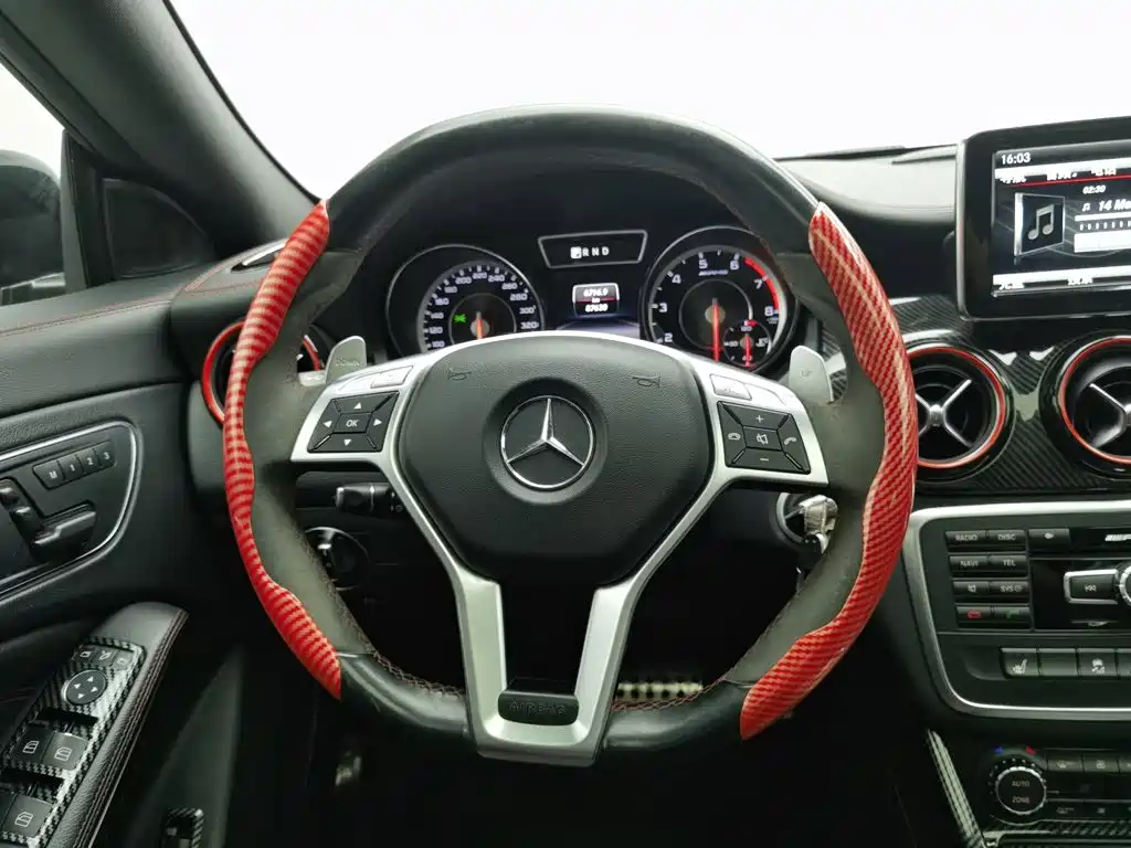 Mercedes-Benz Mercedes CLA AMG 2015 — фото 11